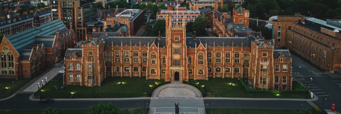Queen's University Belfast  International Study Centre