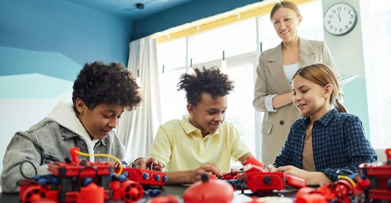 Middle Level Teacher Education (B.S.ED)
