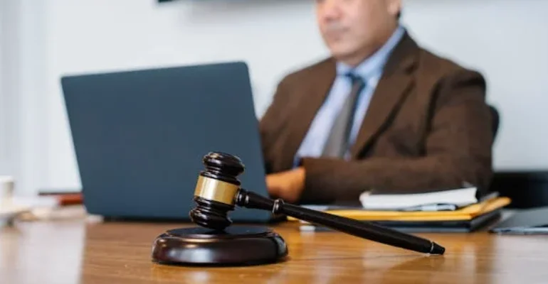 BA (Hons) in Business Law
