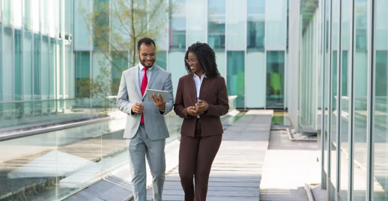 BA (Hons) Business English Level 6